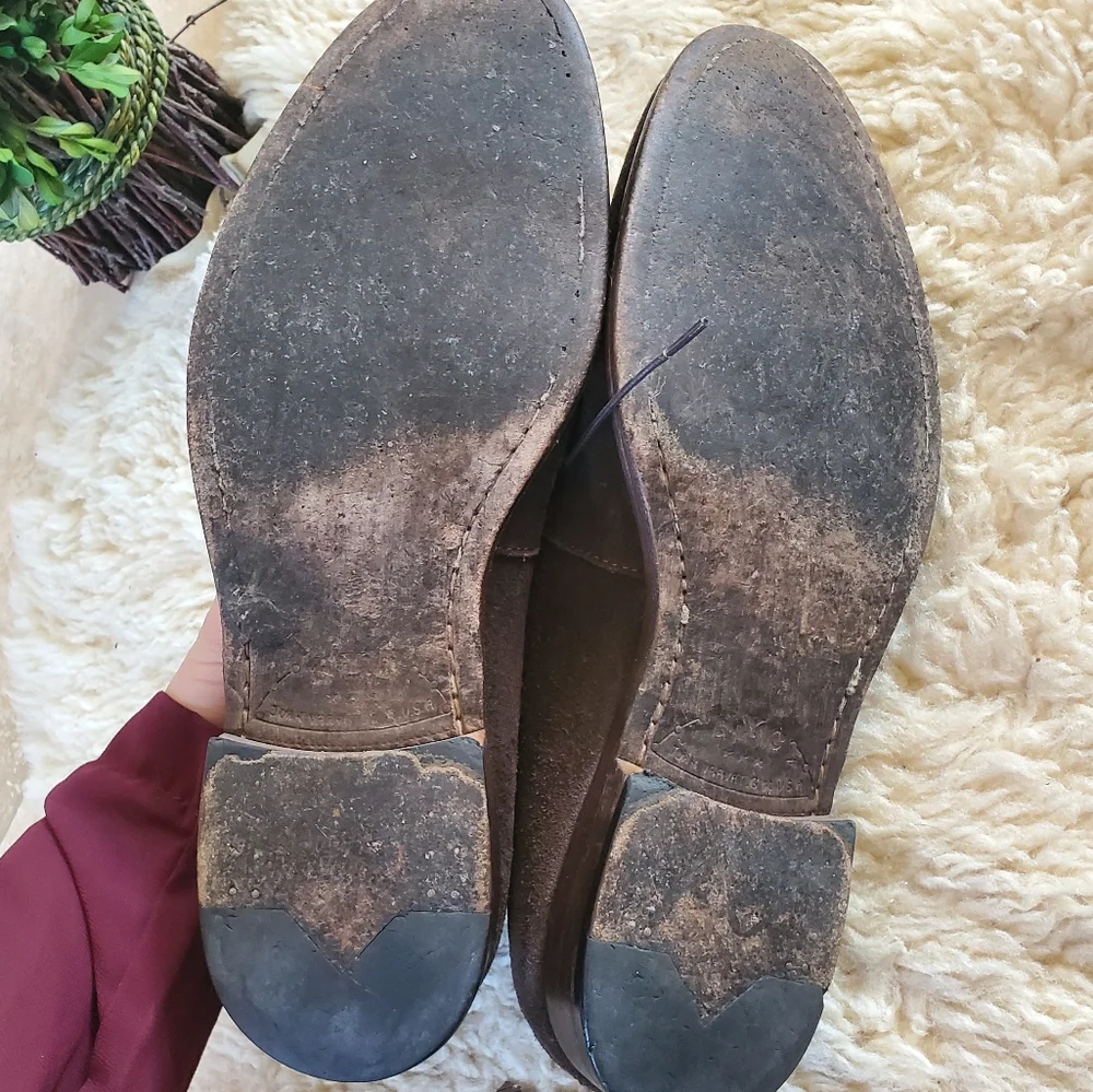 John Varvatos USA sz 9‎ brown suede oxfords